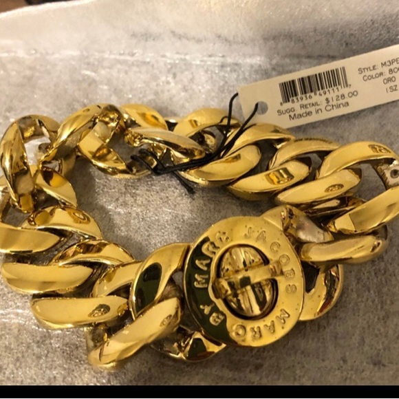 Marc By Marc Jacobs Goldtone Katie Logo Link Bracelet - with dustbag - Picture 4 of 6